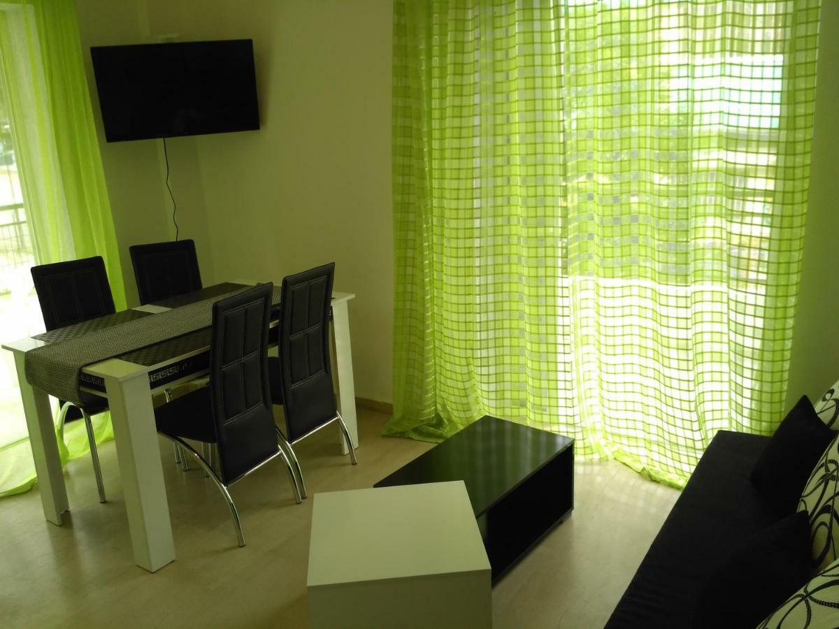 Cozy Apartment Peraia ภายนอก รูปภาพ