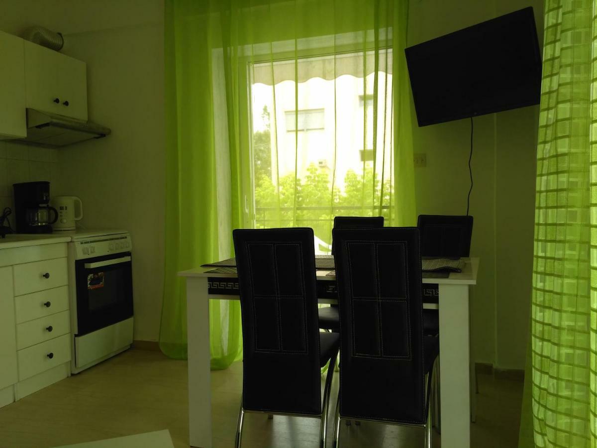 Cozy Apartment Peraia ภายนอก รูปภาพ